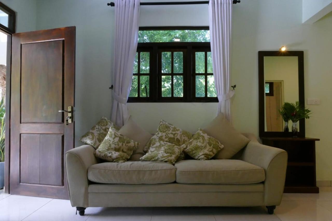 Hidden Lake Cottages Sigiriya Exterior photo